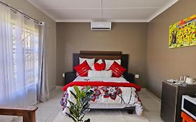 North Ryde Guest Lodge Southafrica